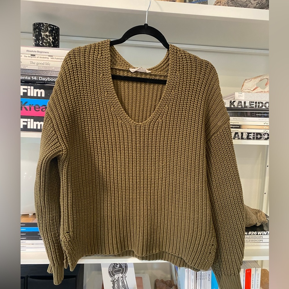Everlane Texture Cotton V Neck